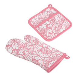 Free Mitt and Potholder Set